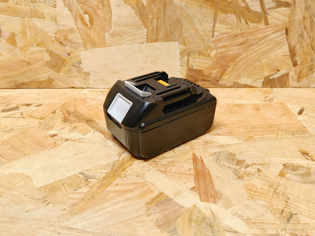 Makita GPS Battery Tool Tracker