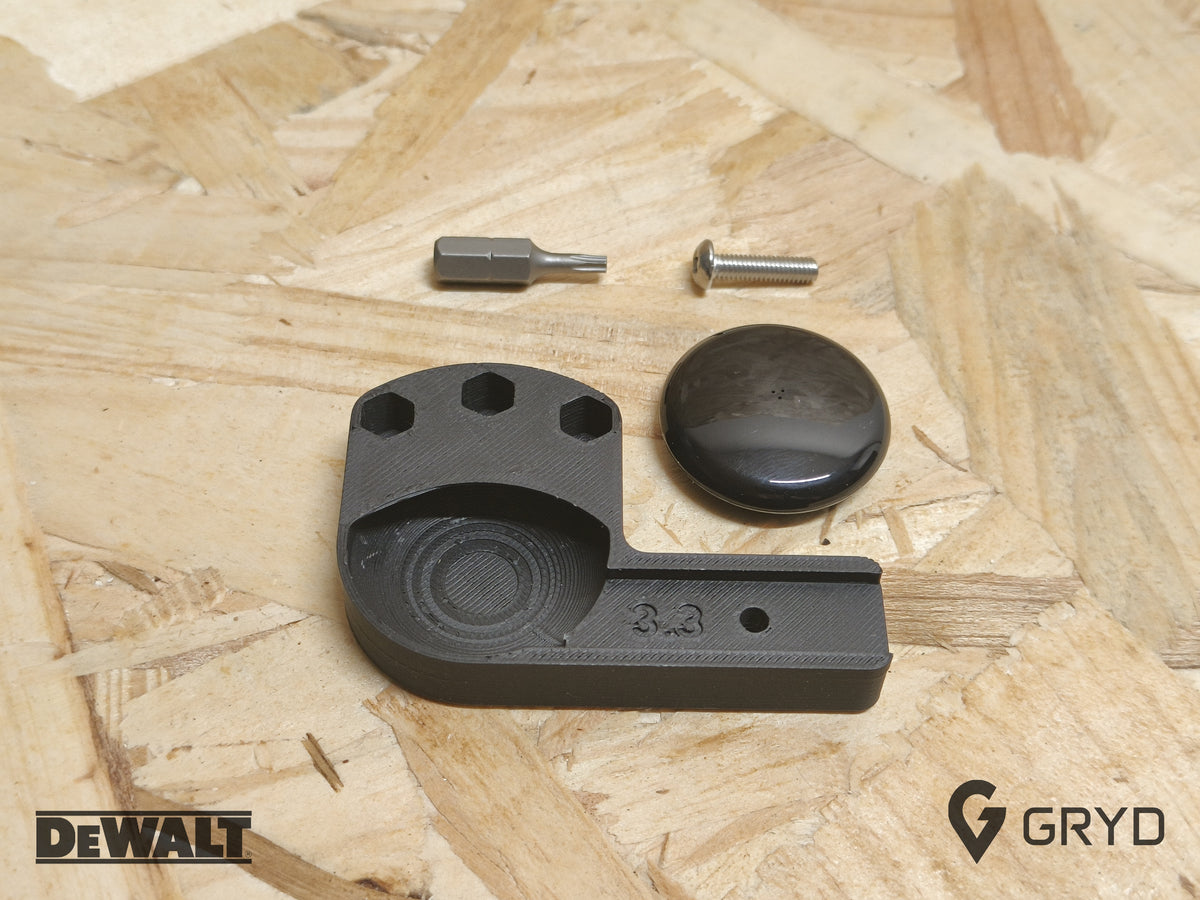 dewalt magentic bit holder with built in air tag